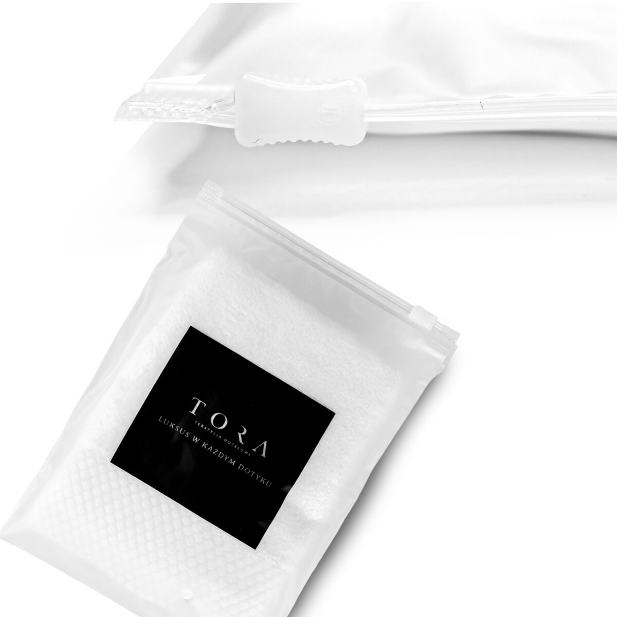 Ręcznik hotelowy 40x40 cm DeLuxe 700gsm – opakowanie i prezentacja